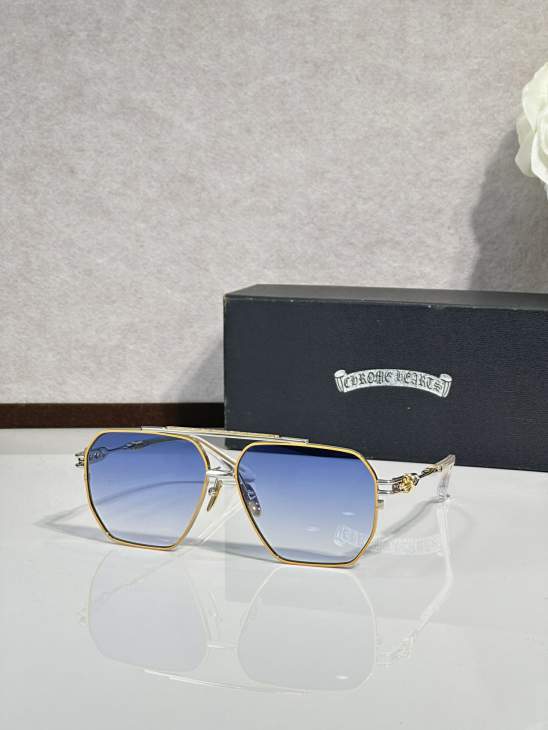Picture of Chrome Hearts Sunglasses _SKUfw77364873fw
